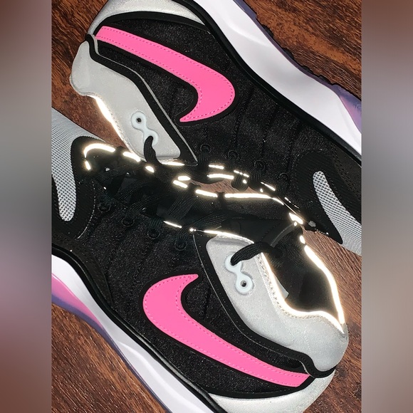 Nike size 11.5 - Picture 2 of 12